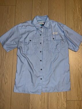 Magellan Outdoors Light Blue Short-Sleeve Button-Down Shirt